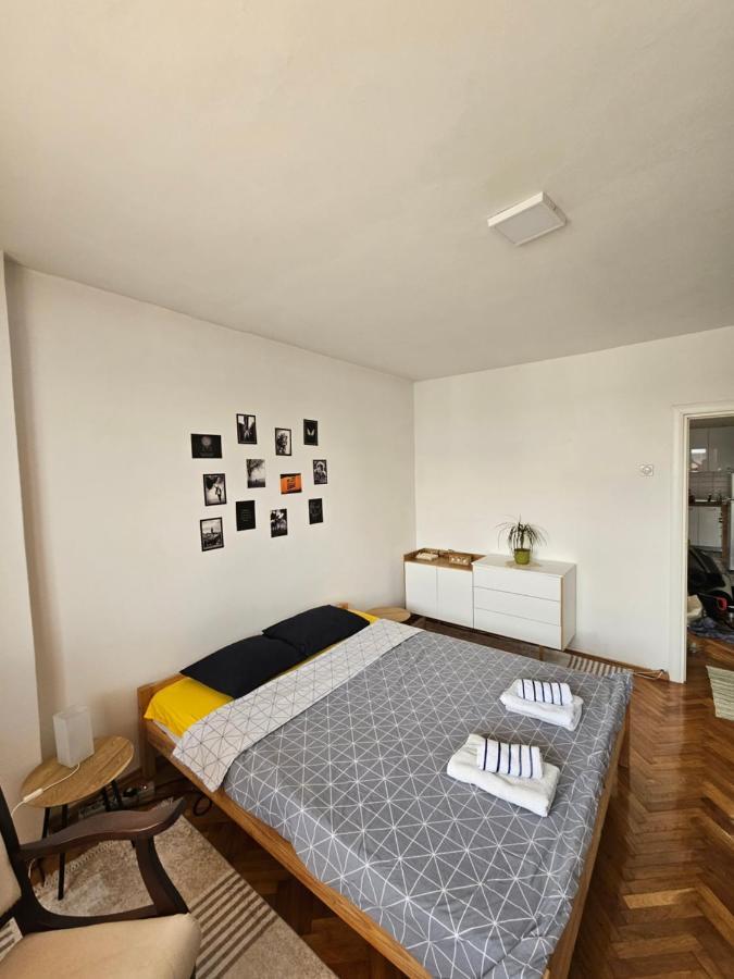 Cosy Apartment In The Heart Of Скопье Экстерьер фото